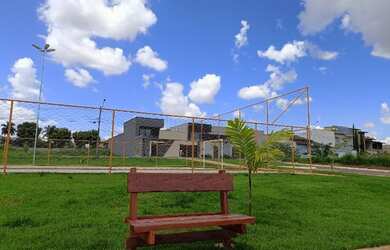 Imagem 5: Casa Térrea Alto Padrão / frente a Praça Goiânia