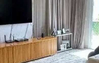 Imagem: A casa em condomínio possui 4 Dormitórios, 5 Banheiros, 5