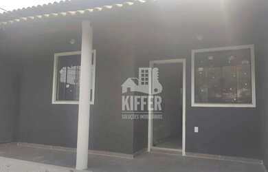 Imagem: A casa possui 2 Dormitórios, 1 Banheiro, 1 Vaga na garagem