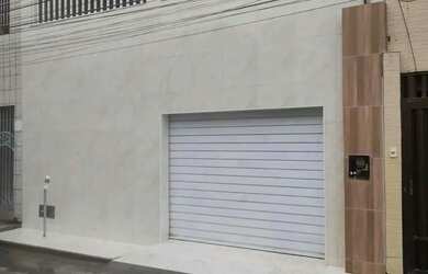 Imagem: A casa à venda possui 5 Dormitórios, 5 Banheiros, 2 Vagas