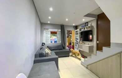 Imagem: A casa em condomínio possui 2 Dormitórios, 2 Banheiros, 1