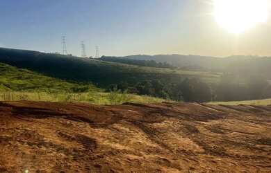 Imagem 2: Terreno à venda em Atibaia