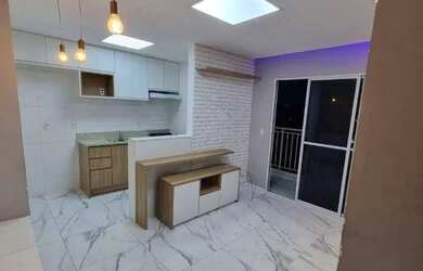 Imagem: O apartamento possui 2 Dormitórios, 1 Banheiro, 1 Vaga na garagem