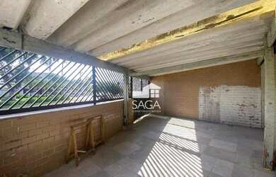 Imagem: A casa possui 2 Dormitórios, 3 Banheiros, 3 Vagas na garagem