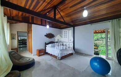 Imagem 10: Casa com 3 quartos à venda, 313 m² por R$ 980.000 - Itaipu - Niterói/RJ