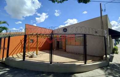 Imagem: O depósito possui 80m² de Área e está localizado em Parque