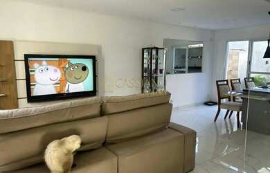 Imagem: A casa em condomínio possui 3 Dormitórios, 3 Banheiros, 2