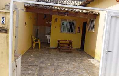 Imagem: A casa possui 1 Dormitório, 1 Banheiro, 2 Vagas na garagem