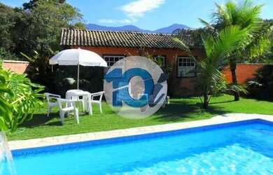 Imagem: A casa possui 2 Dormitórios, 1 Banheiro, 1 Vaga na garagem