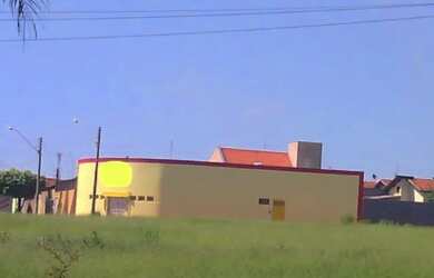 Imagem: O depósito possui 300m² de Área e está localizado em Pederneiras