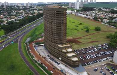 Imagem: O depósito possui 1 Vaga na garagem e 29m² de Área e está