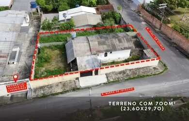 Imagem: A casa possui 2 Dormitórios, 1 Banheiro, 5 Vagas na garagem