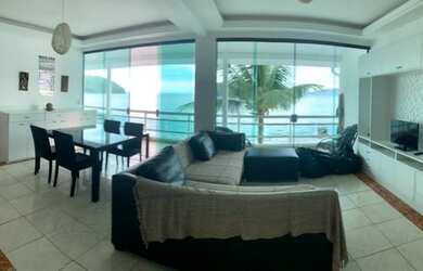 Imagem: A casa possui 5 Dormitórios, 5 Banheiros, 5 Vagas na garagem