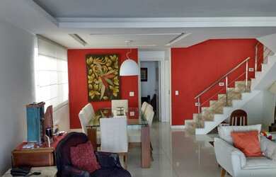 Imagem: A casa em condomínio possui 4 Dormitórios, 5 Banheiros, 2