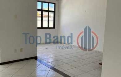 Imagem: O apartamento na cobertura possui 3 Dormitórios, 1 Banheiro