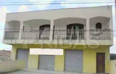 Imagem: A casa possui 3 Dormitórios, 1 Banheiro, 4 Vagas na garagem