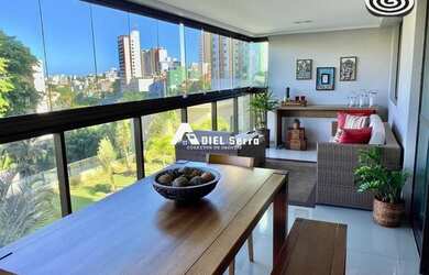 Imagem: O apartamento possui 3 Dormitórios, 4 Banheiros, 3 Vagas na