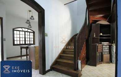 Imagem: A casa possui 2 Dormitórios, 2 Banheiros, 1 Vaga na garagem