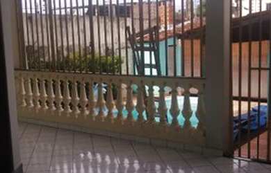 Imagem 9: Belíssima Casa de 3 dormitórios com churrasqueira e piscina em residencial fechado
