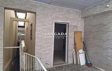 Imagem: A casa possui 2 Dormitórios, 1 Banheiro, 60m² de Área e