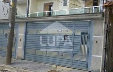 Imagem: A casa possui 2 Dormitórios, 3 Banheiros, 2 Vagas na garagem