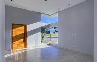 Imagem 7: Casa para venda ou aluguel no Alphaville com 3 quartos, área gourmet e garagem coberta em