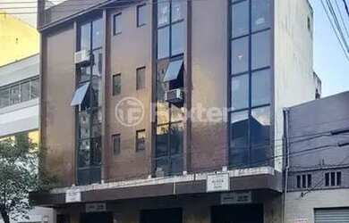 Imagem: O depósito possui 43m² de Área e está localizado em Floresta