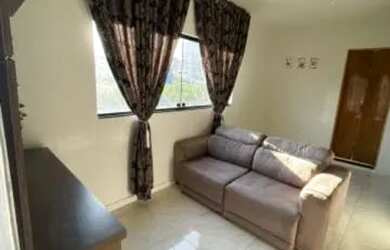 Imagem: A casa possui 2 Dormitórios, 1 Banheiro, 1 Vaga na garagem