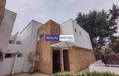 Imagem: A casa em condomínio possui 4 Dormitórios, 5 Banheiros, 5