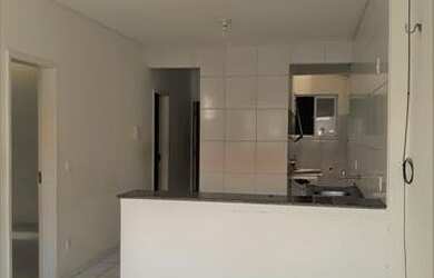 Imagem: A casa possui 3 Dormitórios, 3 Banheiros, 1 Vaga na garagem