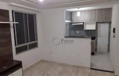 Imagem: O apartamento possui 2 Dormitórios, 1 Banheiro, 1 Vaga na garagem