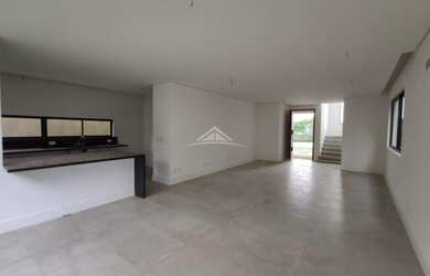 Imagem: A casa em condomínio possui 3 Dormitórios, 5 Banheiros, 4