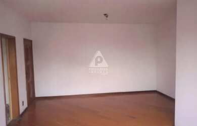 Imagem 5: Salão, 4 quartos, suíte, 1 vaga na escritura - INFRAESTRUTURA TOTAL