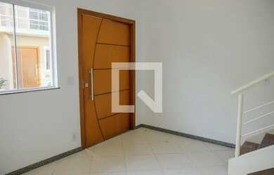 Imagem: A casa em condomínio possui 2 Dormitórios, 2 Banheiros, 1