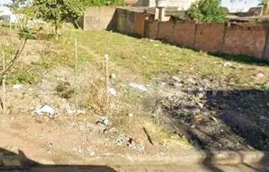 Imagem: O terreno possui 300m² de Área e está localizado em Shopping