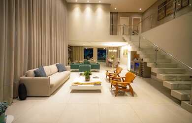 Imagem: A casa possui 5 Dormitórios, 5 Banheiros, 5 Vagas na garagem