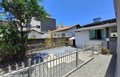 Imagem 3: CASA RESIDENCIAL em NAVEGANTES - SC, CENTRO