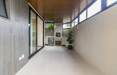 Imagem 12: Sobrado Novo Mobiliado 120m² Alto Padrão Água Verde Curitiba