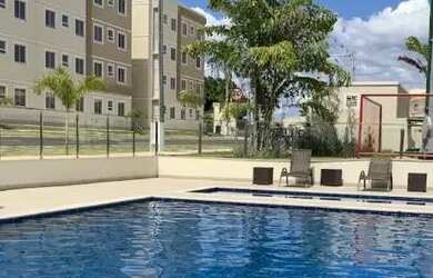 Imagem: O apartamento possui 2 Dormitórios, 1 Banheiro, 1 Vaga na garagem