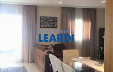 Imagem: O apartamento possui 2 Dormitórios, 2 Banheiros, 2 Vagas na