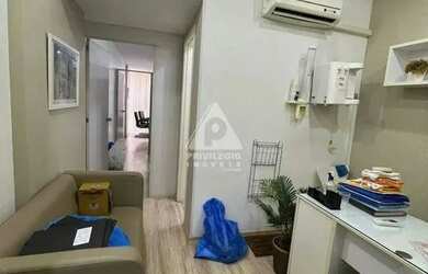 Imagem: O depósito possui 36m² de Área e está localizado em Catete