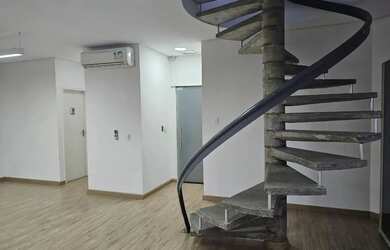 Imagem: O depósito possui 104m² de Área e está localizado em Centro