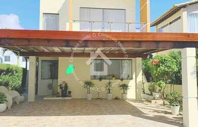 Imagem: A casa em condomínio possui 4 Dormitórios, 4 Banheiros, 2