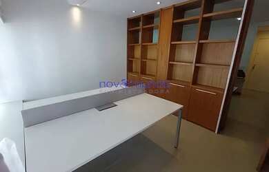 Imagem: O depósito possui 30m² de Área e está localizado em Leblon