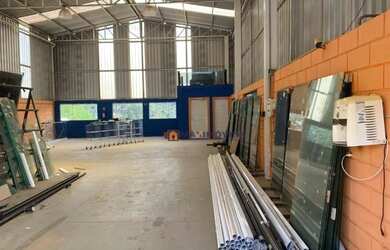 Imagem 3: Galpão, 300 m² - venda por R$ 1.390.000 ou aluguel por R$ 6.000/mês...