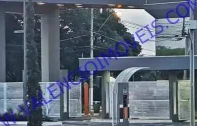 Imagem: A casa em condomínio possui 3 Dormitórios, 3 Banheiros, 4