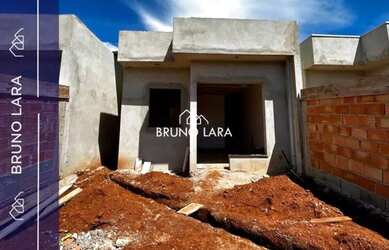 Imagem: A casa possui 3 Dormitórios, 1 Banheiro, 180m² de Área e