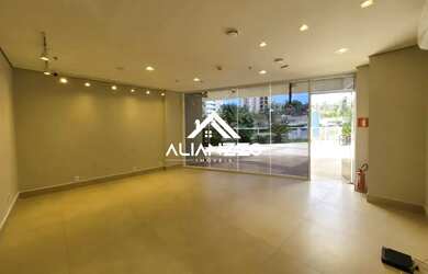 Imagem: O depósito possui 2 Vagas na garagem e 81m² de Área e está