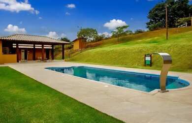 Imagem: O terreno possui 500m² de Área e está localizado em São