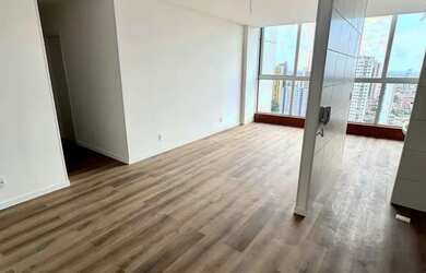 Imagem: O apartamento possui 3 Dormitórios, 3 Banheiros, 2 Vagas na